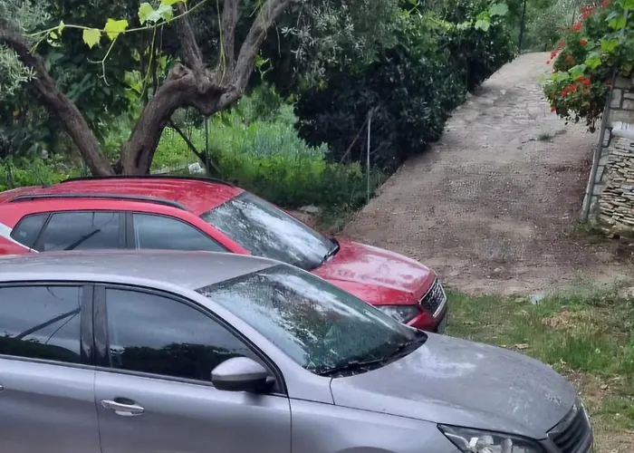 Klejdi's House Vendégház